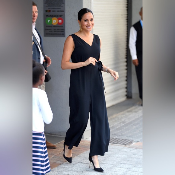 Everlane The Japanese GoWeave Belted Jumpsuit - Picture 2 of 13